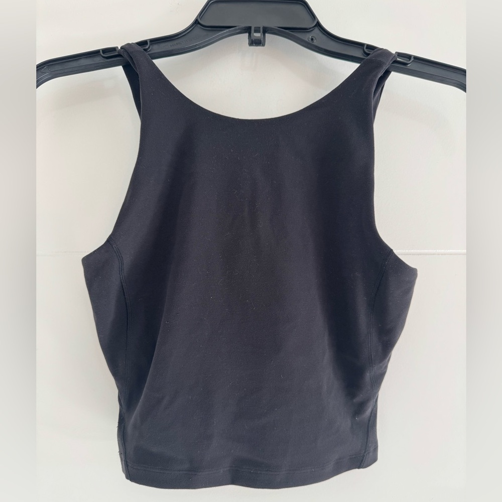 Black Lululemon Cropped Tank - Size 4 (Missing bra pads)